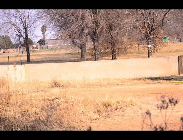 LAND FOR SALE IN UNIGRAY